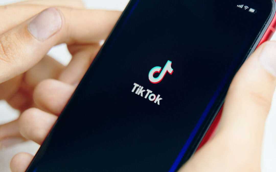 TikTok Now ofrece dinero por registrarse. ¿Debe declararse a Hacienda el dinero recibido por apps?