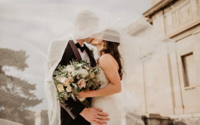 Cómo casarse por lo civil en España: Guía completa